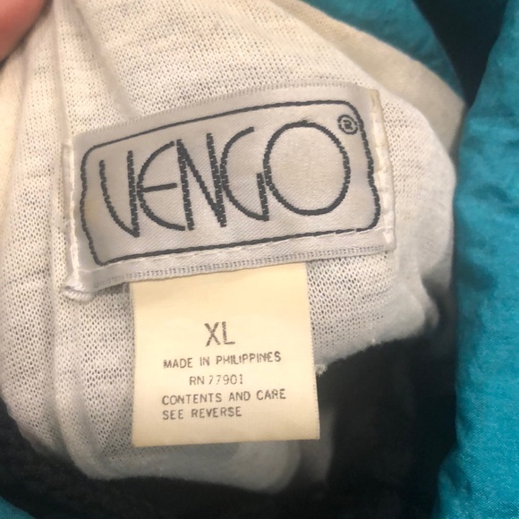 Vintage Vengo Windbreaker - Picture 3 of 3